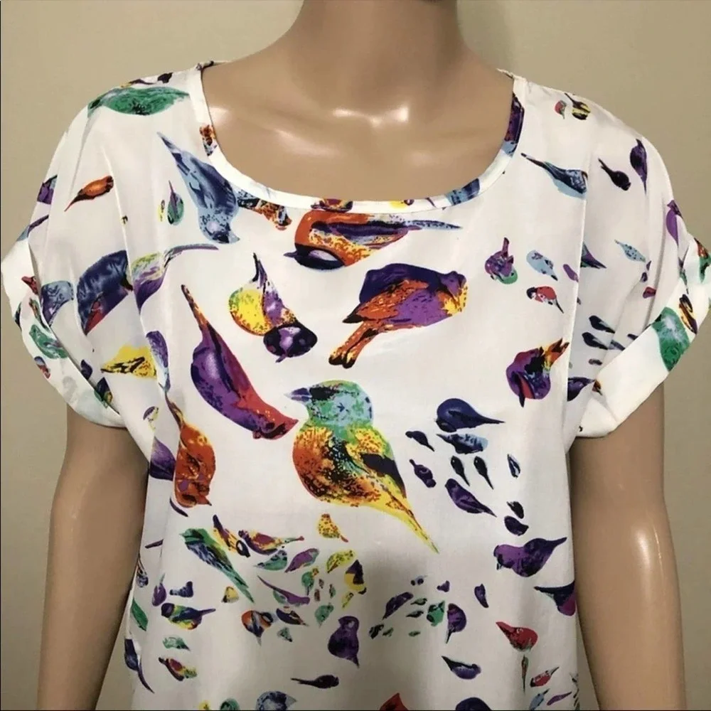 Asymmetrical Bird Print Top Size Small - Picture 4 of 6